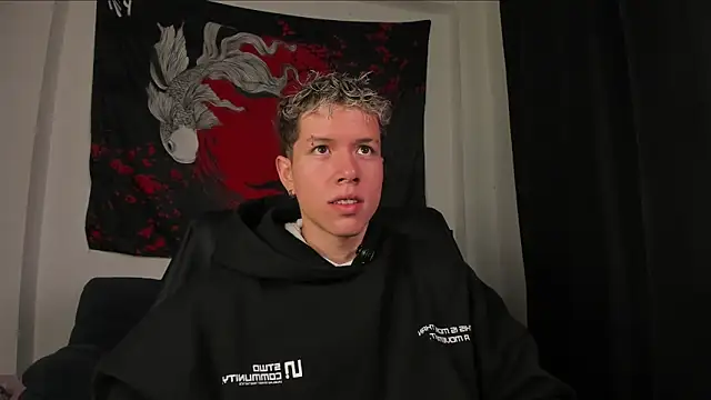 Snapshot of nathan_blake chatting on 1, 4, 2026 nathan blake online show from 1, 4, 2026