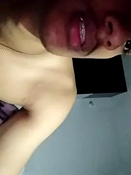 Snapshot of kjohn20 chatting on 22, 11, 2025 kjohn20 online show from 22, 11, 2025