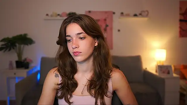 kissie cat online show from 24, 9, 2025