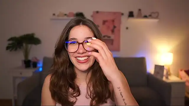 Snapshot of kissie_cat chatting on 11, 3, 2026 kissie cat online show from 11, 3, 2026