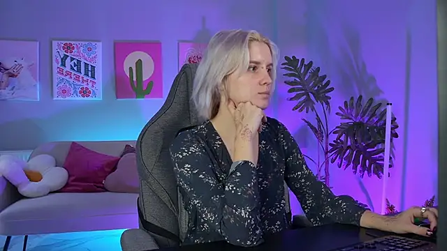 BethanyCloud online show from 1, 12, 2025