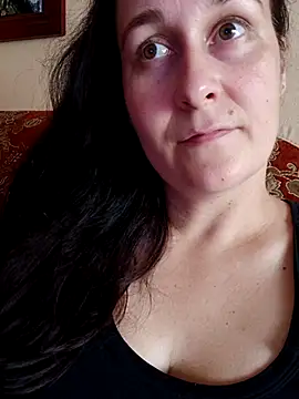 Amandda  online show from 10, 9, 2025