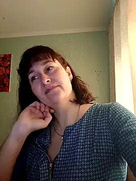 Amandda  online show from 5, 4, 2026