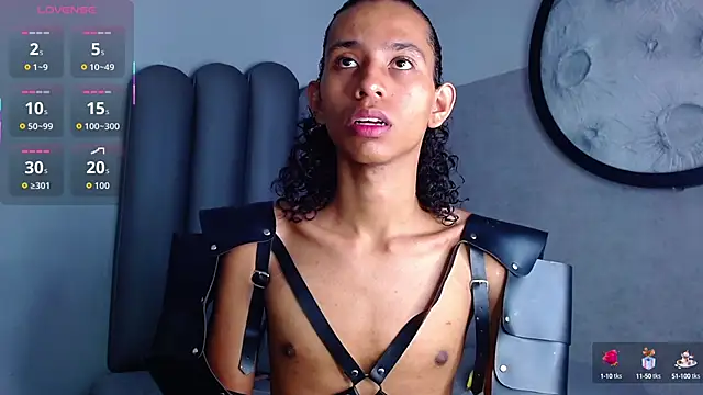 Snapshot of venus-03 chatting on 14, 10, 2025 venus-03 online show from 14, 10, 2025