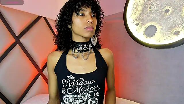 Snapshot of venus-03 chatting on 14, 11, 2025 venus-03 online show from 14, 11, 2025