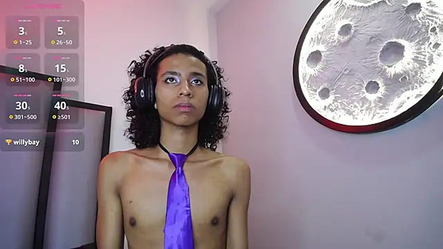 Snapshot of venus-03 chatting on 21, 11, 2025 venus-03 online show from 21, 11, 2025