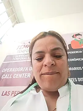 Mia-Glow online show from 26, 11, 2025