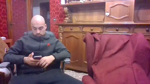 Snapshot of omihaze94 chatting on 17, 12, 2025 omihaze94 online show from 17, 12, 2025