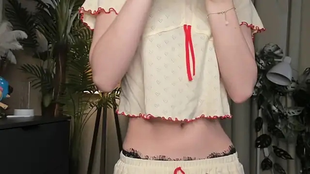 Snapshot of ChinBonnell chatting on 23, 4, 2026 ChinBonnell online show from 23, 4, 2026