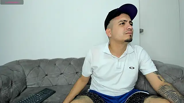 OwenStonne  online show from 10, 9, 2025