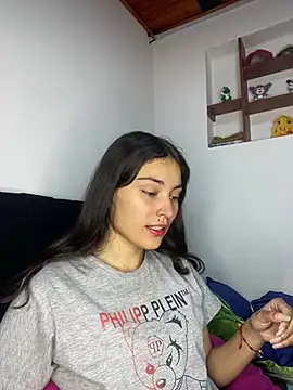 Snapshot of hotwife26 chatting on 11, 4, 2026 hotwife26 online show from 11, 4, 2026