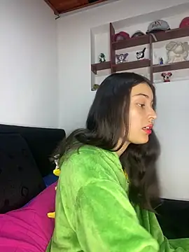 Snapshot of hotwife26 chatting on 14, 4, 2026 hotwife26 online show from 14, 4, 2026