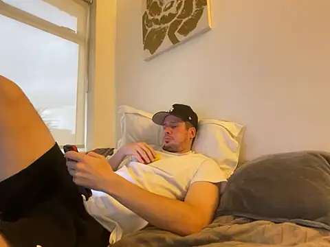 shyandchilling online show from 3, 10, 2025