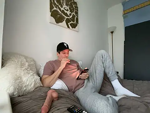 shyandchilling online show from 1, 3, 2026