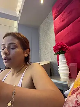 Snapshot of VictoriaFerro chatting on 1, 7, 2026 VictoriaFerro online show from 1, 7, 2026