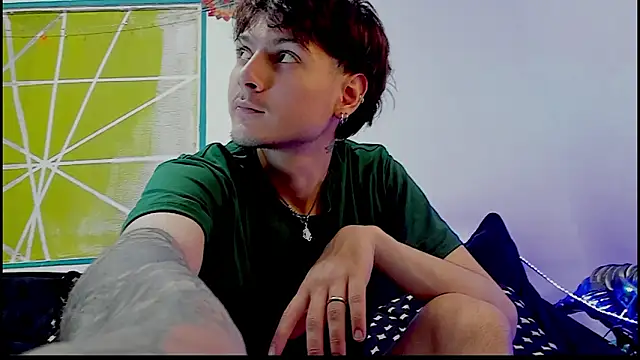 Snapshot of Dioniso_guy8 chatting on 12, 3, 2026 Dioniso guy8 online show from 12, 3, 2026