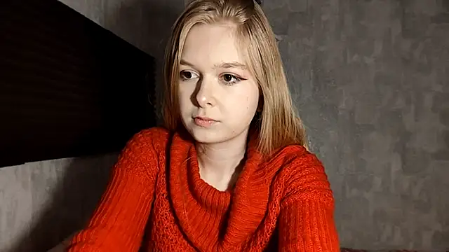 Snapshot of LiaVibes chatting on 15, 12, 2025 LiaVibes online show from 15, 12, 2025