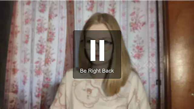 Snapshot of LiaVibes chatting on 17, 3, 2026 LiaVibes online show from 17, 3, 2026