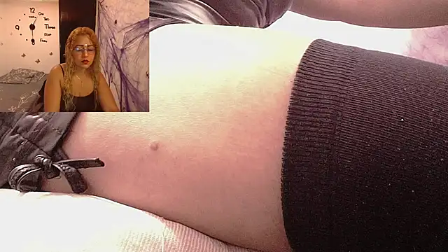 Snapshot of Skarleth_Diaz chatting on 2, 11, 2025 Skarleth Diaz online show from 2, 11, 2025