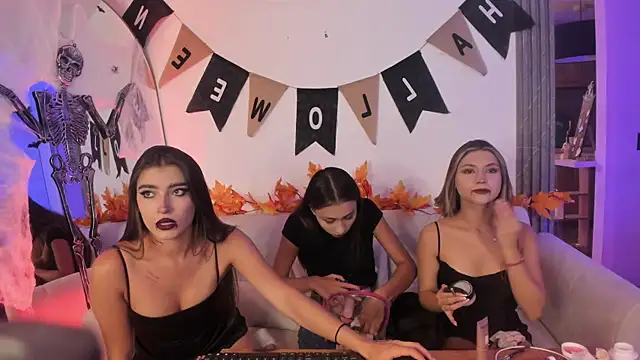 spicy angels  online show from 9, 10, 2025