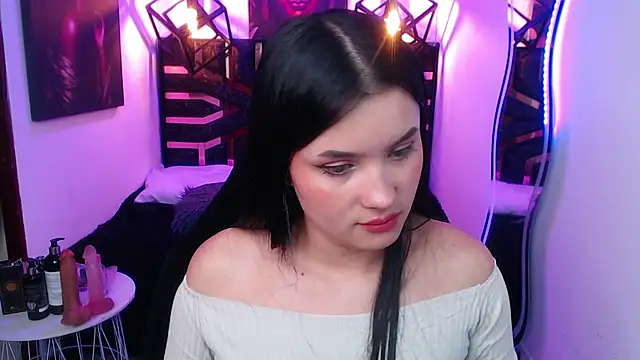 Snapshot of Natalie_loffreda chatting on 16, 5, 2026 Natalie loffreda online show from 16, 5, 2026