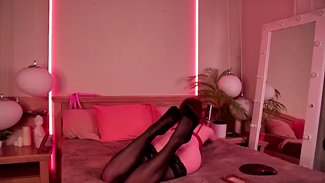 RoxyDoll  online show from 8, 10, 2025