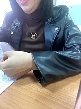 Snapshot of -NhaKy22 chatting on 22, 11, 2025 -NhaKy22 online show from 22, 11, 2025