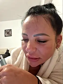 Snapshot of Ella_sweety00 chatting on 18, 4, 2026 Ella sweety00 online show from 18, 4, 2026