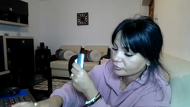 Snapshot of Ella_sweety00 chatting on 30, 4, 2026 Ella sweety00 online show from 30, 4, 2026