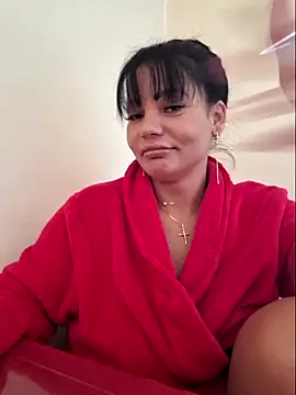 Snapshot of Ella_sweety00 chatting on 3, 5, 2026 Ella sweety00 online show from 3, 5, 2026