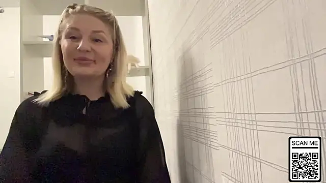 Blondie xoxoxo online show from 1, 11, 2025