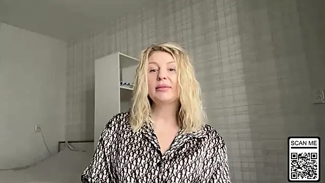 Blondie xoxoxo online show from 12, 2, 2026