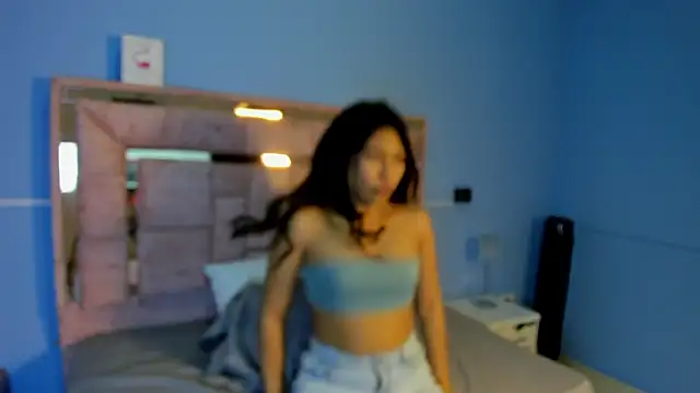 LICKY LOV online show from 12, 9, 2025