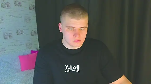 Snapshot of kittenmurr chatting on 20, 9, 2025 kittenmurr online show from 20, 9, 2025