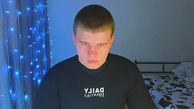 Snapshot of kittenmurr chatting on 28, 11, 2025 kittenmurr online show from 28, 11, 2025