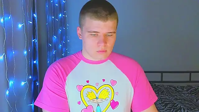 Snapshot of kittenmurr chatting on 14, 12, 2025 kittenmurr online show from 14, 12, 2025