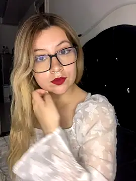 Snapshot of Blair_Bunnyy chatting on 29, 10, 2025 Blair Bunnyy online show from 29, 10, 2025