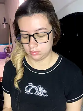 Snapshot of Blair_Bunnyy chatting on 19, 11, 2025 Blair Bunnyy online show from 19, 11, 2025