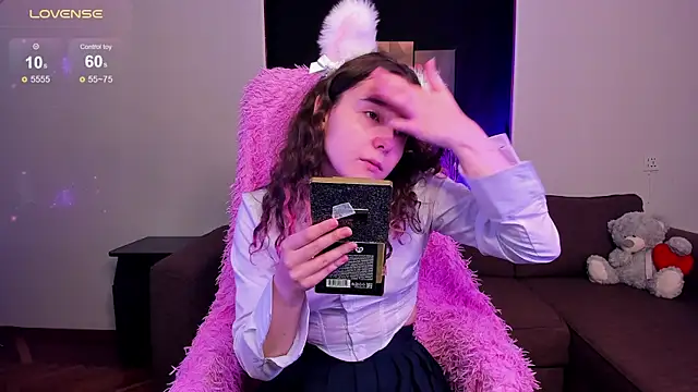 Snapshot of uco_mon chatting on 17, 9, 2025 uco mon online show from 17, 9, 2025