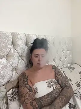 Snapshot of Charsworld chatting on 2, 3, 2026 Charsworld online show from 2, 3, 2026