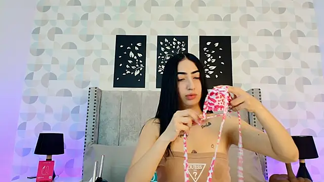 Snapshot of natasha_moreno chatting on 4, 6, 2026 natasha moreno online show from 4, 6, 2026