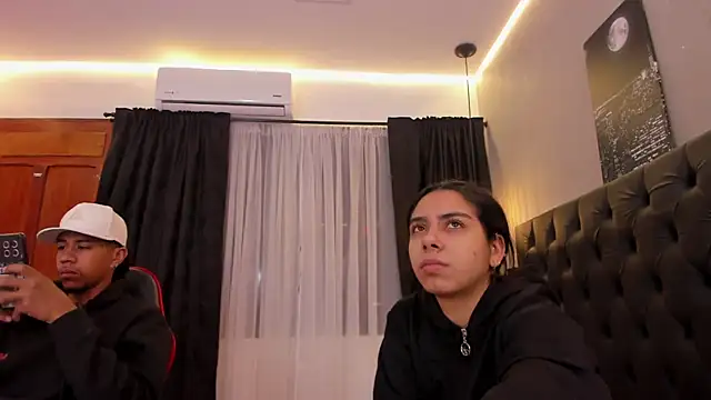 violet and myers online show from 29, 11, 2025