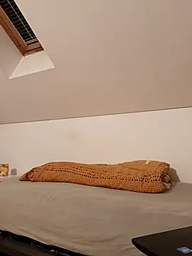 Snapshot of bolo1984 chatting on 27, 10, 2025 bolo1984 online show from 27, 10, 2025