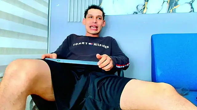 MARCUS SMITHH1 online show from 17, 10, 2025