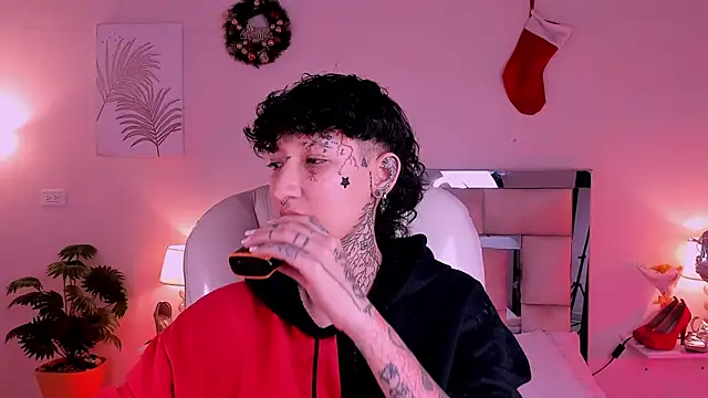 Snapshot of Luci_Rose chatting on 13, 1, 2026 Luci Rose online show from 13, 1, 2026