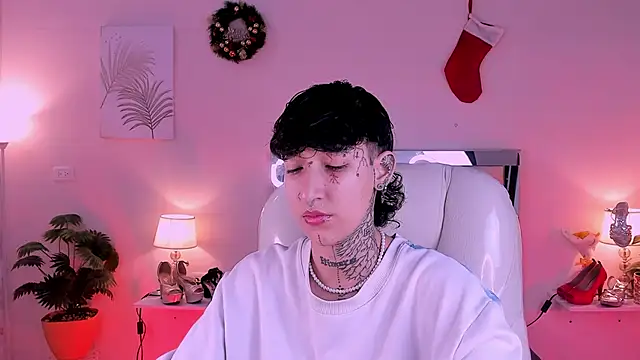 Snapshot of Luci_Rose chatting on 16, 1, 2026 Luci Rose online show from 16, 1, 2026