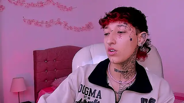 Snapshot of Luci_Rose chatting on 23, 2, 2026 Luci Rose online show from 23, 2, 2026