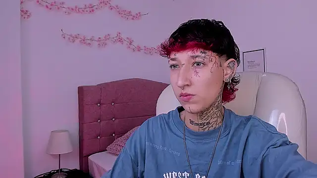 Snapshot of Luci_Rose chatting on 28, 2, 2026 Luci Rose online show from 28, 2, 2026