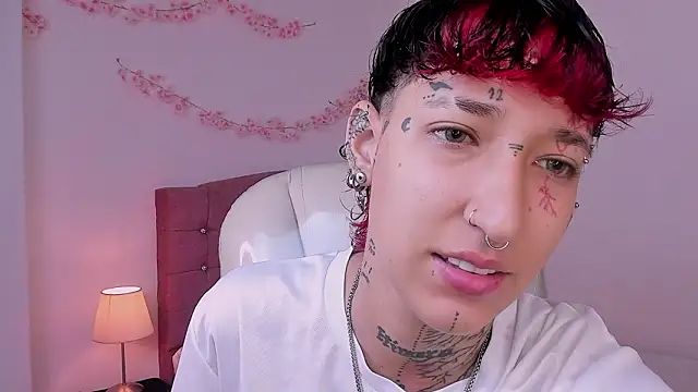 Snapshot of Luci_Rose chatting on 2, 3, 2026 Luci Rose online show from 2, 3, 2026