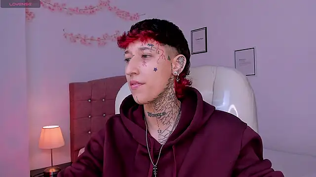 Snapshot of Luci_Rose chatting on 27, 3, 2026 Luci Rose online show from 27, 3, 2026